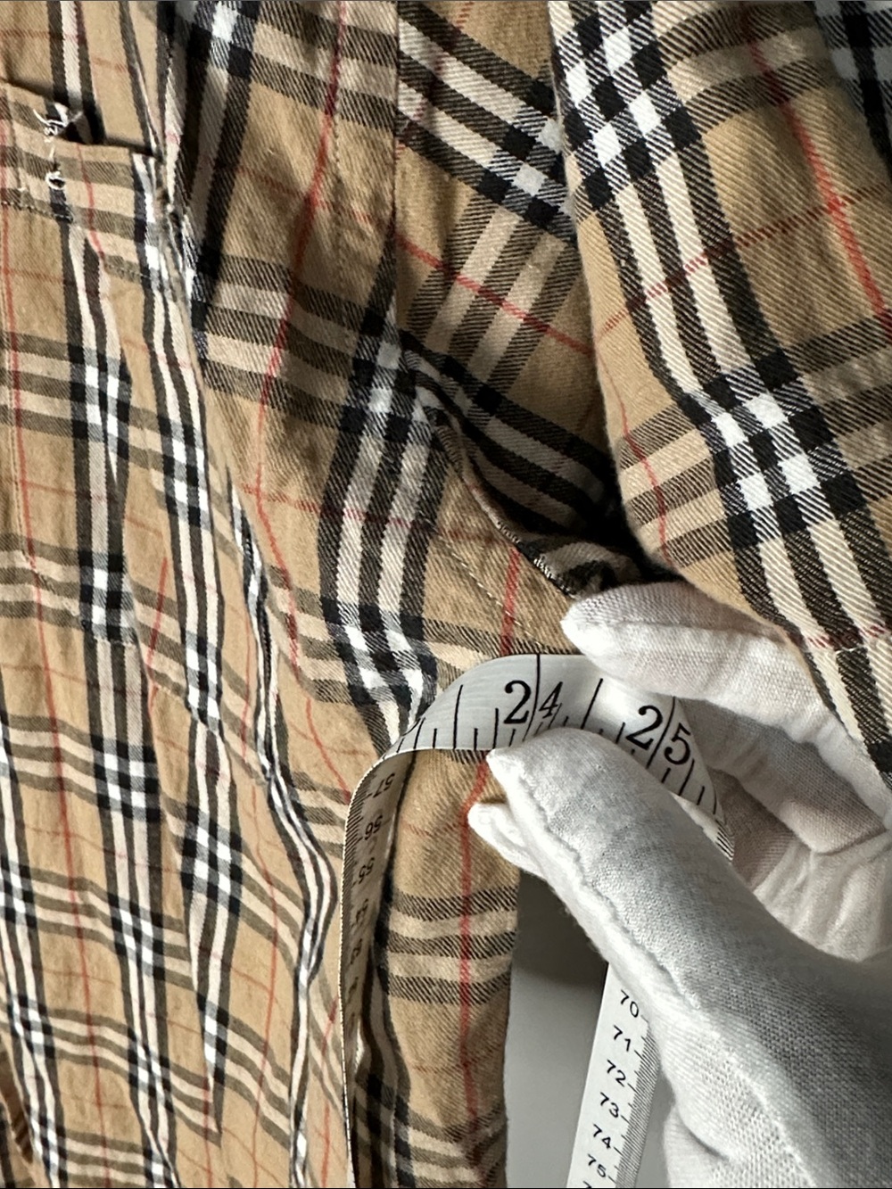 Burberry Beige Black White Plaid Short-Sleeve Button-Down Shirt - Picture 5 of 5